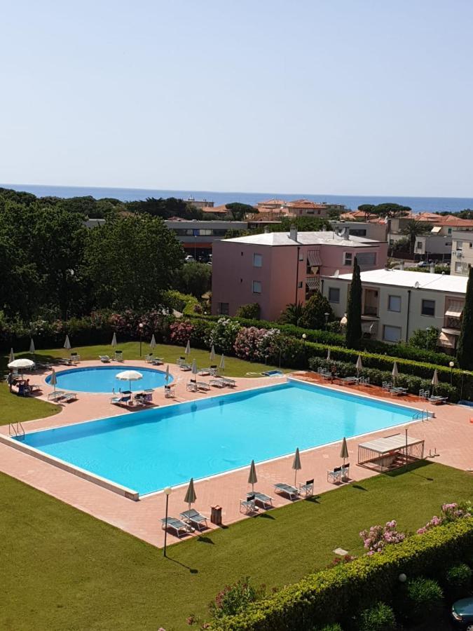 Appartamento Santa Costanza Con Piscina San Vincenzo Zewnętrze zdjęcie