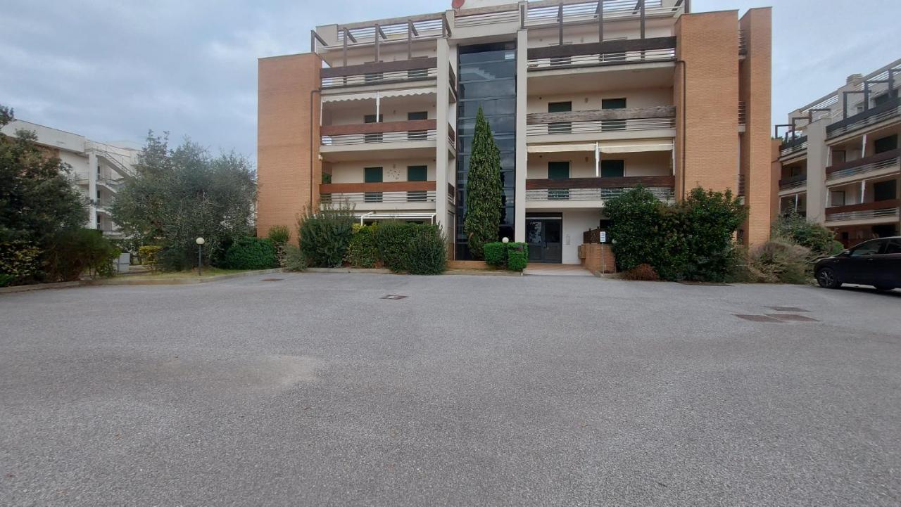 Appartamento Santa Costanza Con Piscina San Vincenzo Zewnętrze zdjęcie