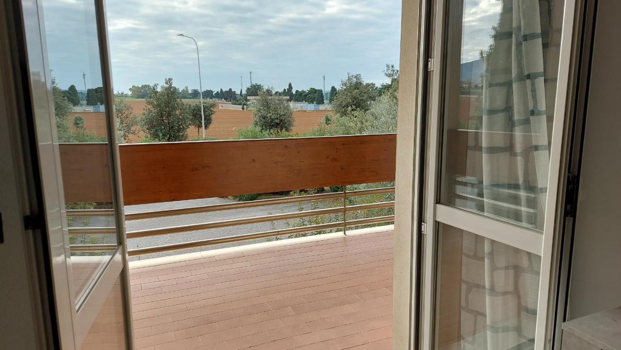 Appartamento Santa Costanza Con Piscina San Vincenzo Zewnętrze zdjęcie