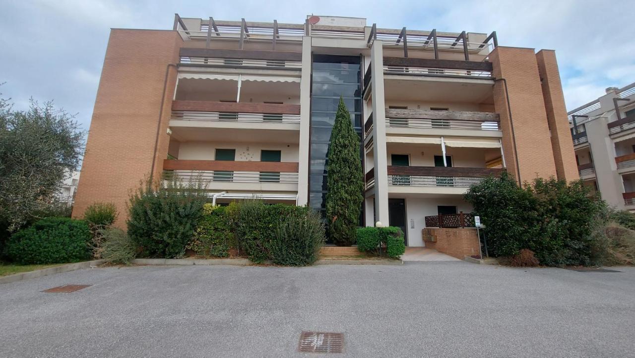 Appartamento Santa Costanza Con Piscina San Vincenzo Zewnętrze zdjęcie